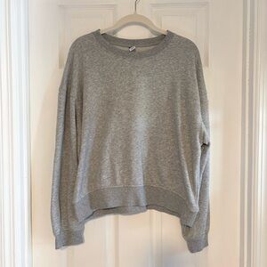 Old Navy Gray Women's Lightweight Sweatshirt